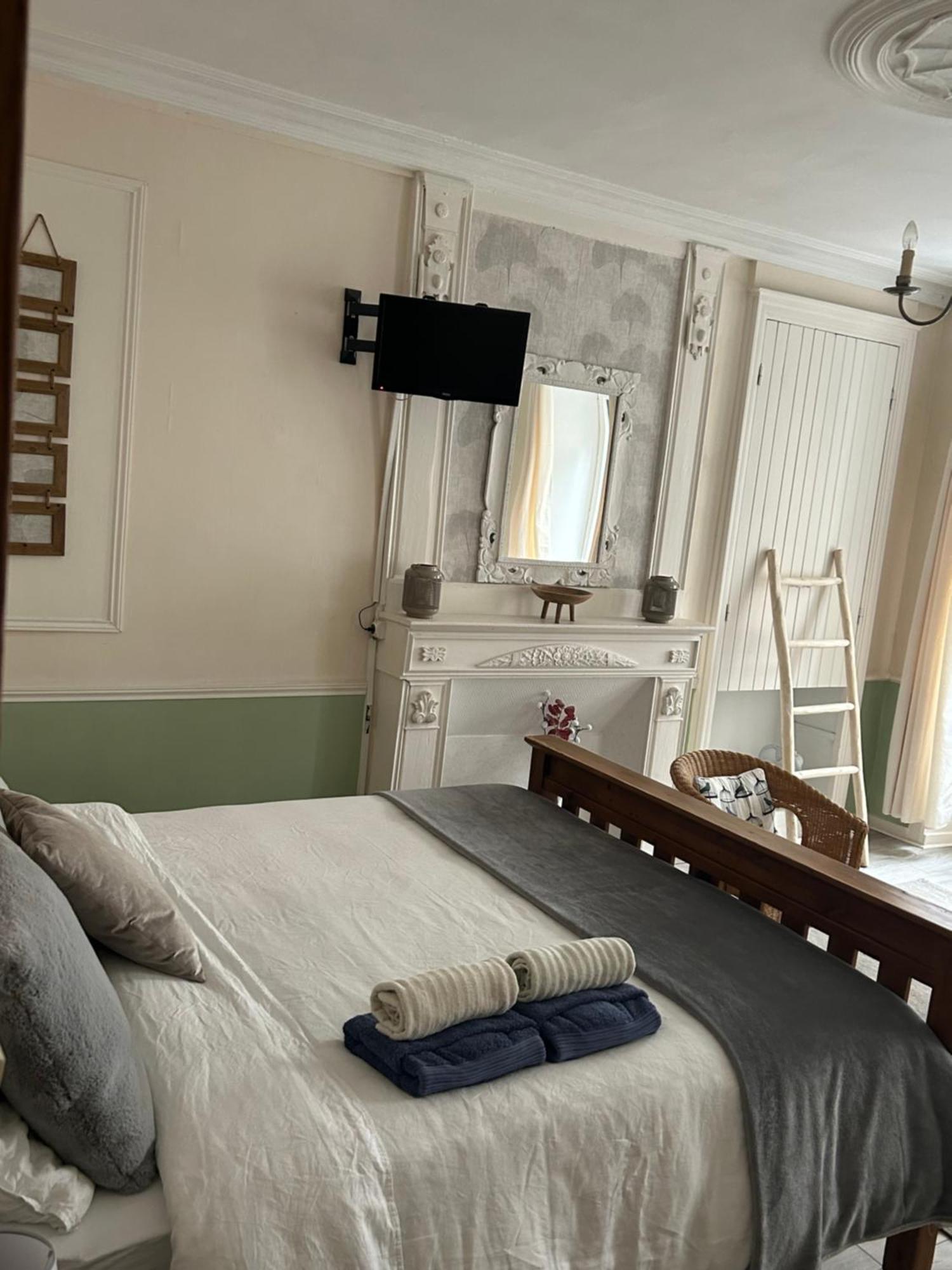 Bed & Breakfast The Lighthouse A Louer